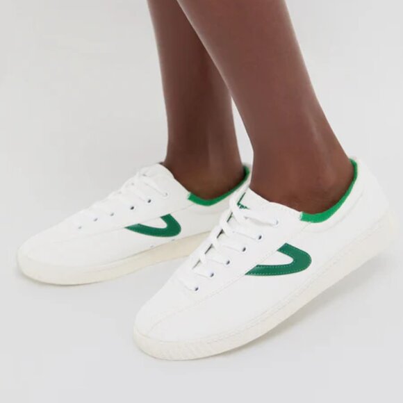 Tretorn Shoes - NWOT Tretorn Green Nylite Sneakers